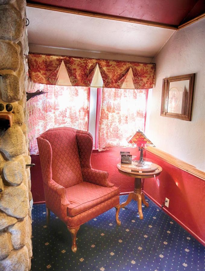 Bed and Breakfast Gold Mountain Manor Біг-Бер-Лейк Екстер'єр фото